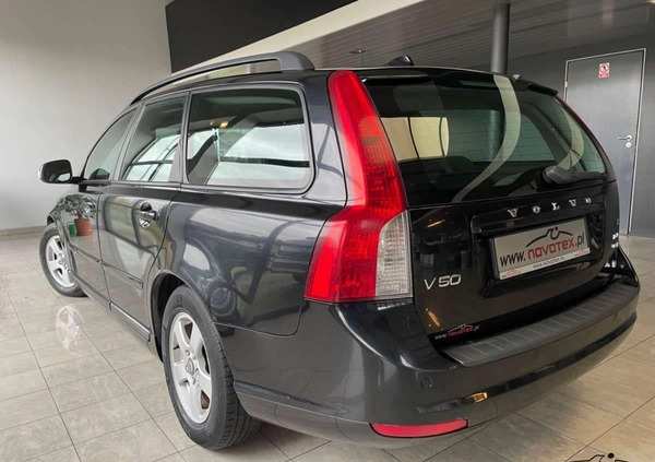 Volvo V50 cena 15500 przebieg: 320000, rok produkcji 2010 z Kańczuga małe 172